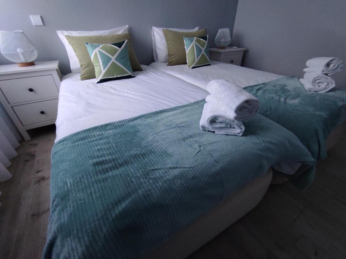 Beachfront Apartment Nazare Ngoại thất bức ảnh
